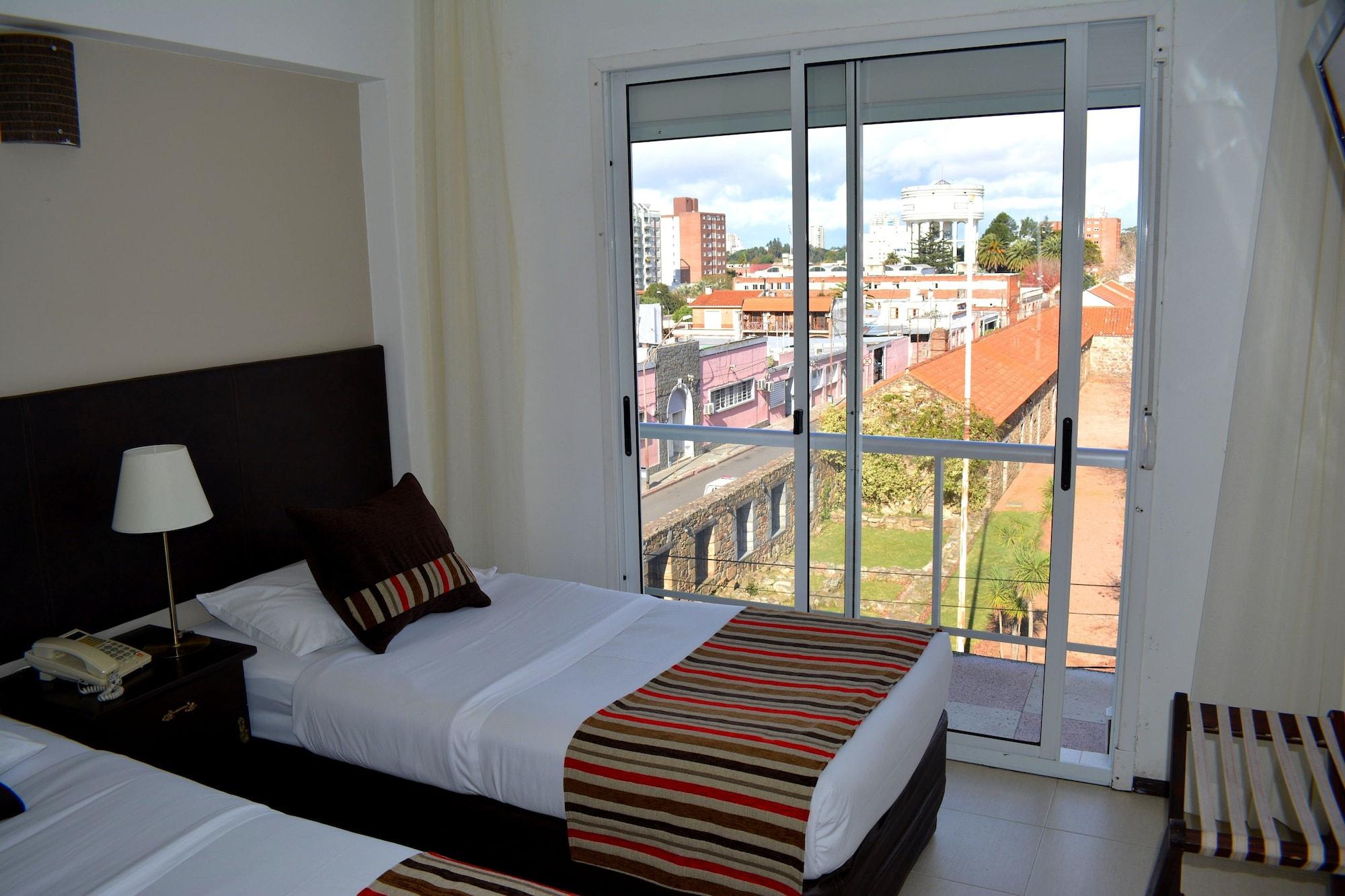 De La Plaza Hotel Maldonado Exteriör bild