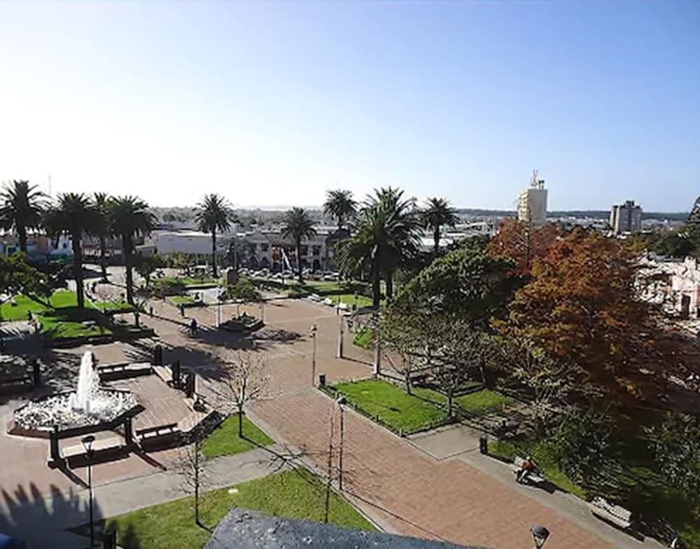 De La Plaza Hotel Maldonado Exteriör bild